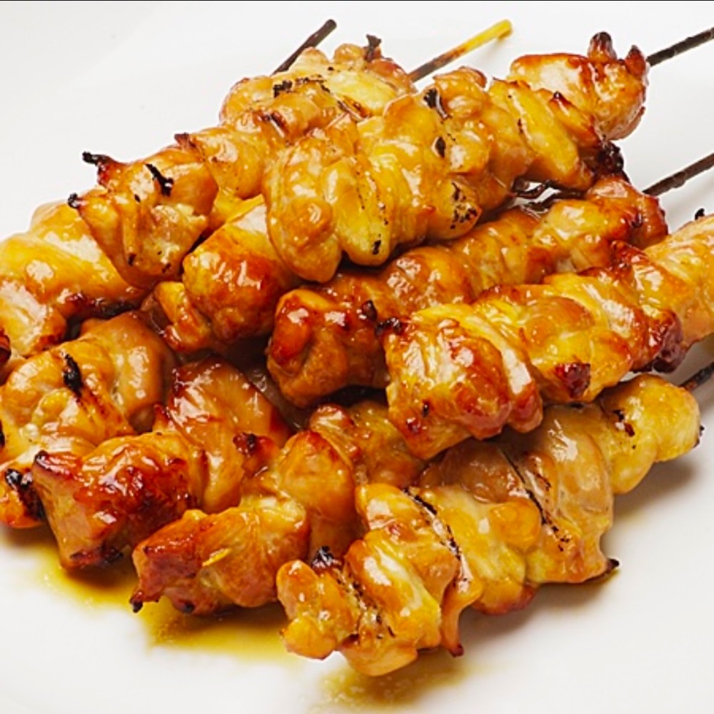 国産　もも串　生冷凍(焼き鳥用)約45gx100本　【A】