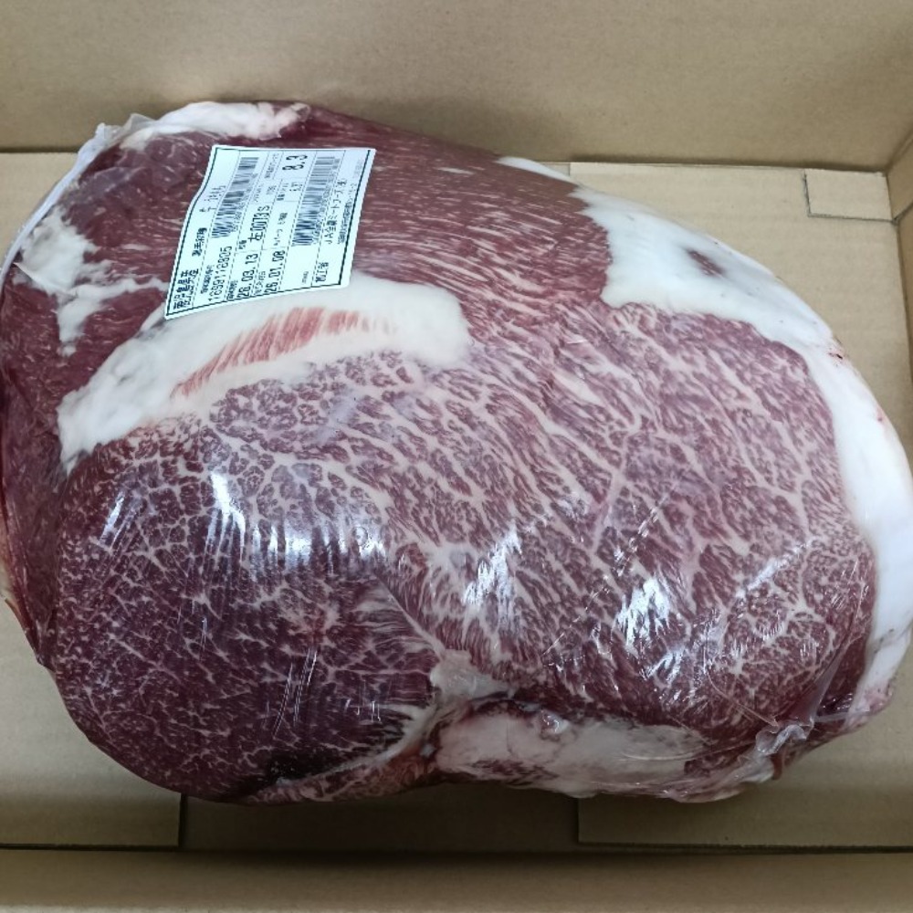 【新商品】【新商品】分割します！　5等級　カブリ無　黒毛和牛ウチモモ