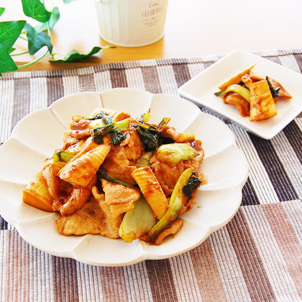 竹の子　ホール　(煮物や炊き込みご飯に)　1kg(正味)x10袋