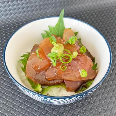 【海鮮丼】うまタレまぐろ丼　90g　冷凍　【魚・マグロ・鮪】