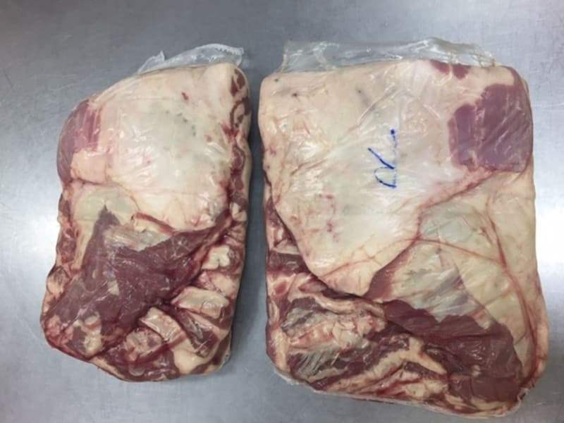 【期間限定】北海道ホワイトヴィール乳のみ仔牛トモバラ冷凍J9