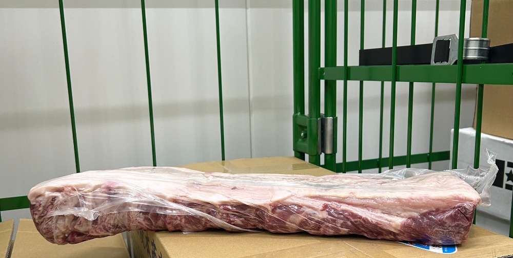 【訳アリ】交雑牛サーロイン　（経産）チルド冷蔵　