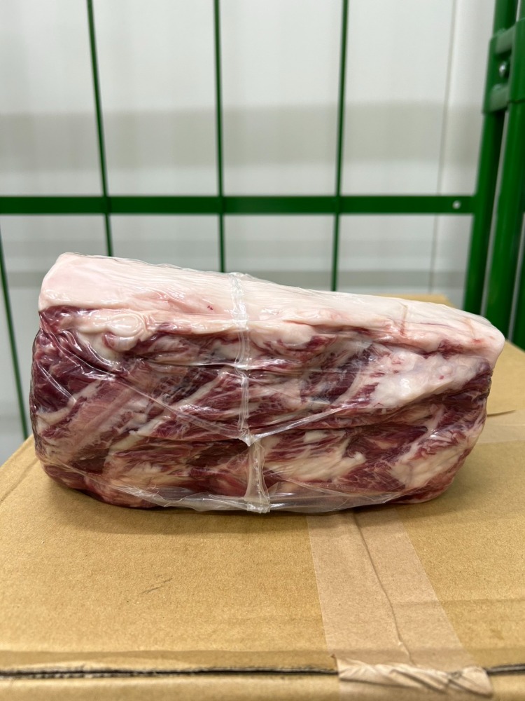 【訳アリ】交雑牛リブロース　（経産）チルド冷蔵　