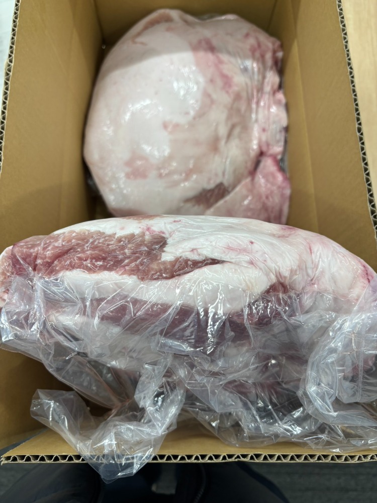 【歩留り良】国産豚ウデ　スネ・マエバラ・骨肌除去　パック売