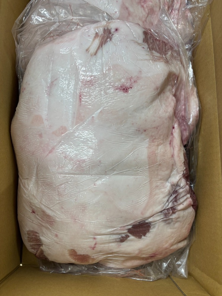 【歩留り良】国産豚ウデ　スネ・マエバラ・骨肌除去　ケース売