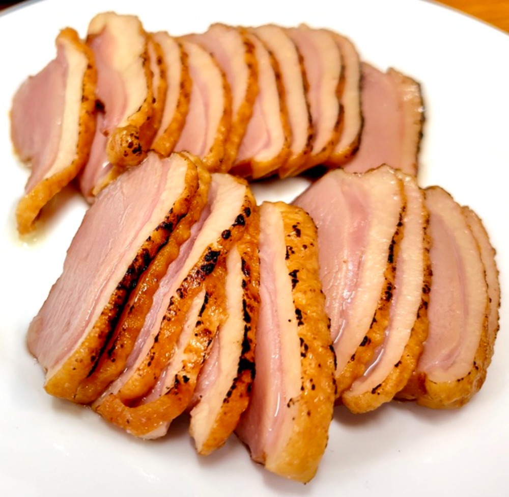 合鴨ローススモークスライス500g／合鴨むね肉の燻製TS0760