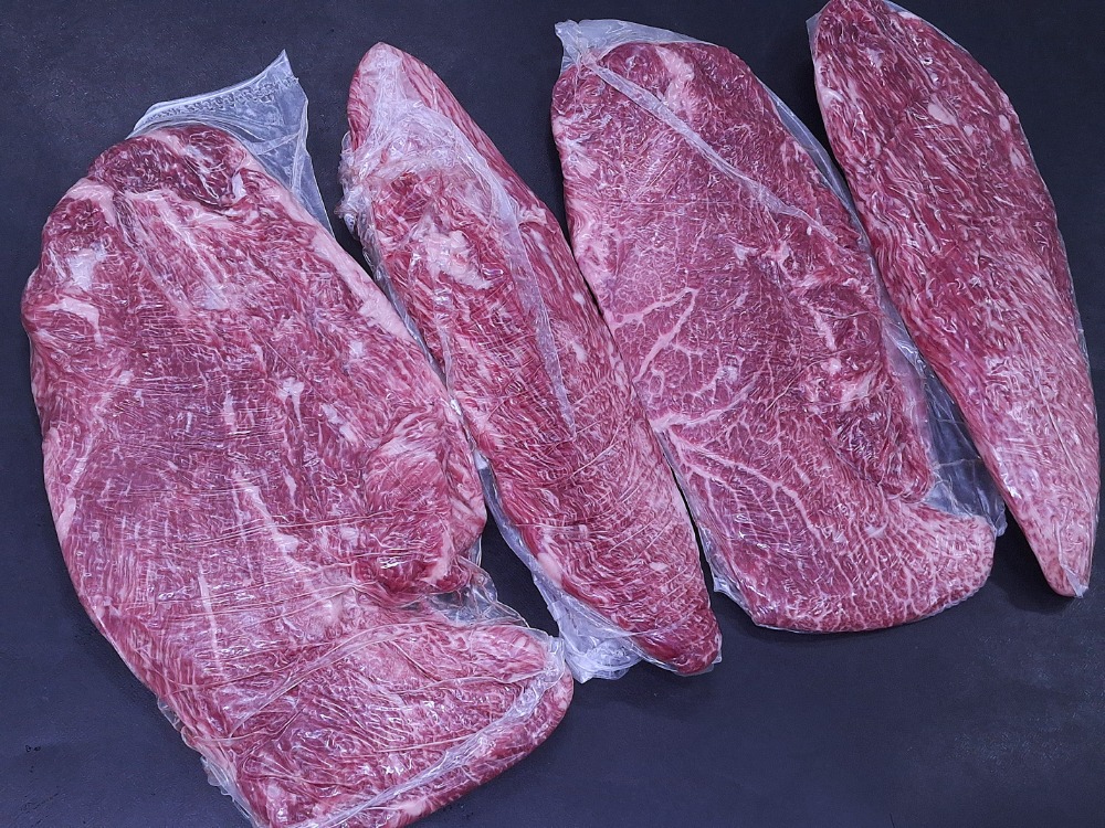 366C【佐賀牛５等級雌】特ウワミスジ切るだけ凍結１頭分