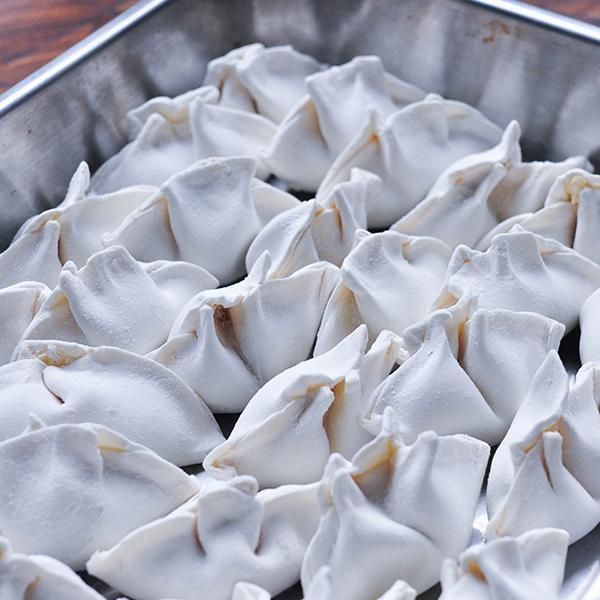 台湾水餃子　大山豚・国産野菜のみ使用　２４g(１００個)