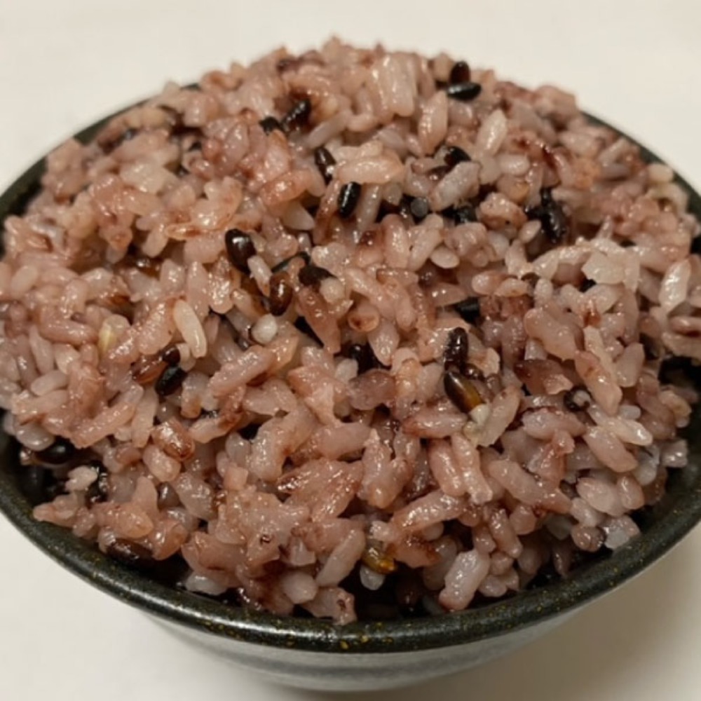 【令和7年産】国産　古代米　紫黒米　1kg　特別栽培米