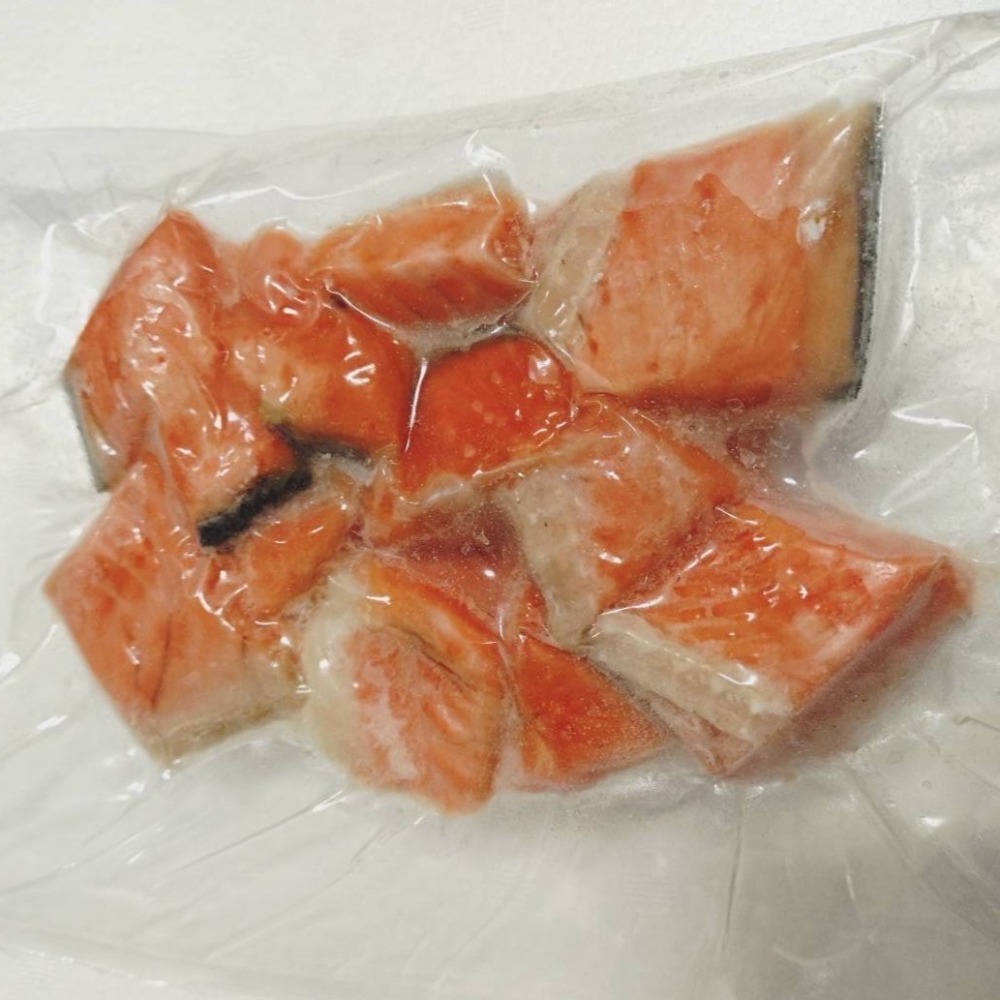 銀鮭切り落とし　300g　加熱用　甘口