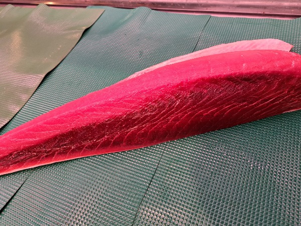 【生】キハダマグロ腹筋(約2ｋ)