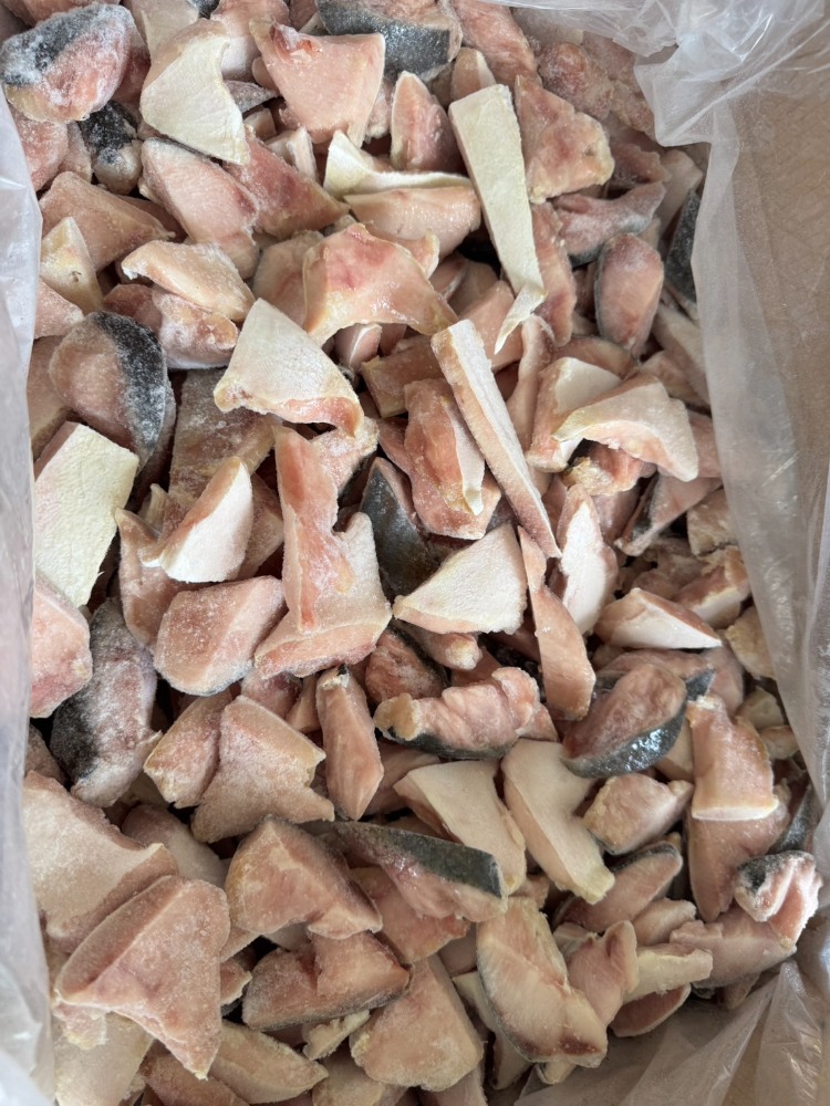 ブリ(ぶり)PBO(小骨とり）　カマ付近・腹