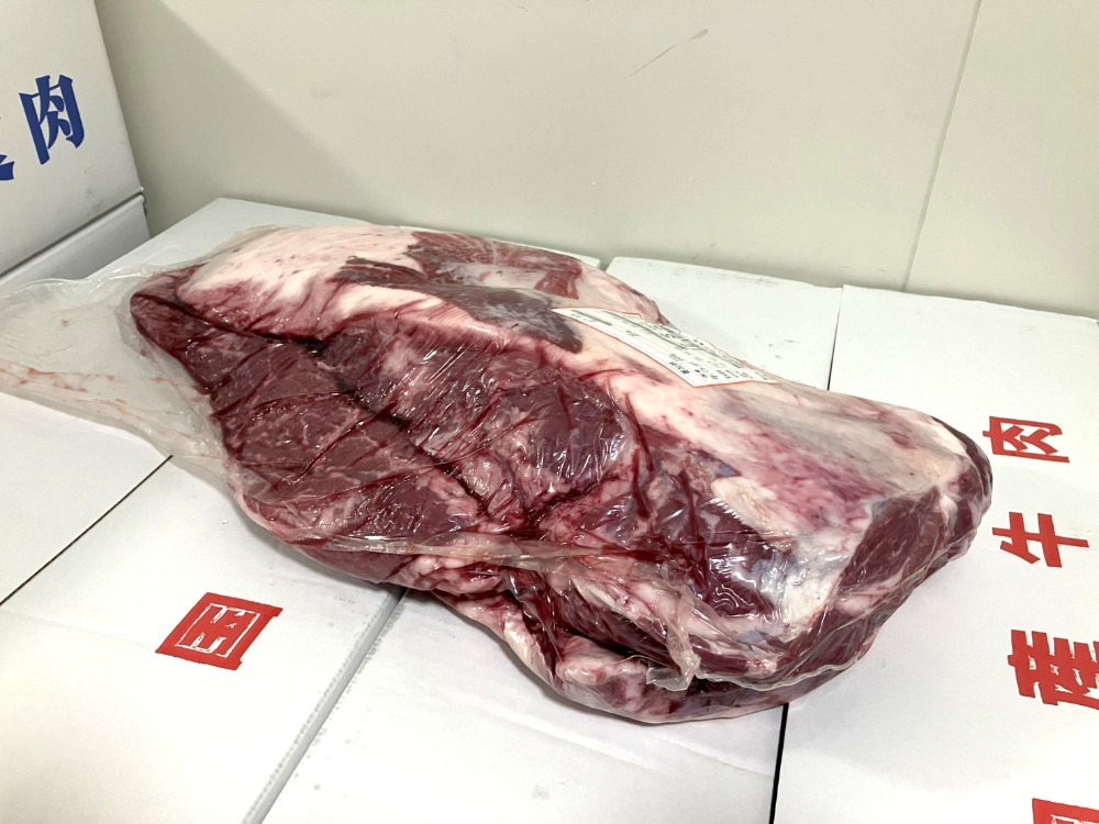 宮崎県産黒毛和牛　経産　ウデ