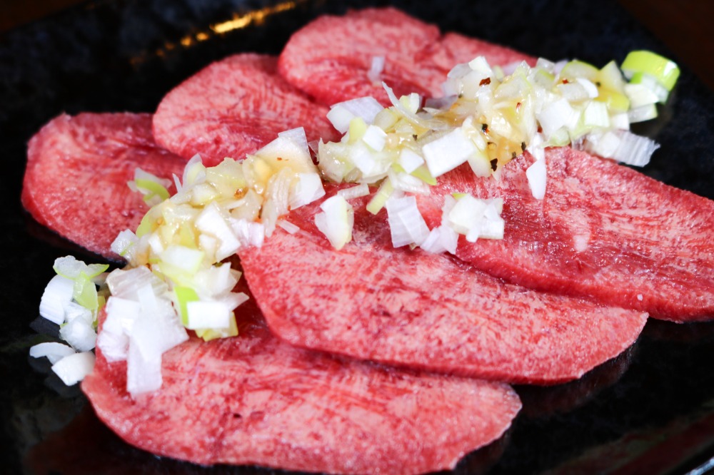 簡単調理　豚タン生ハム（国産）真空パック3kg