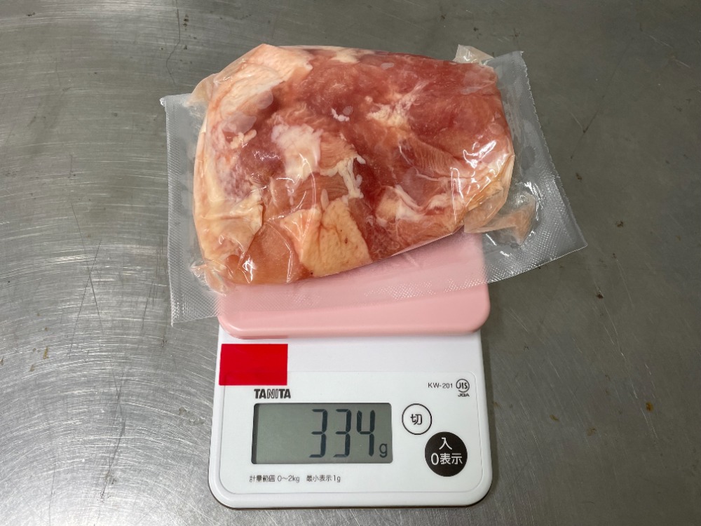 簡単調理　鶏もも肉生ハム（国産）真空パック4kg