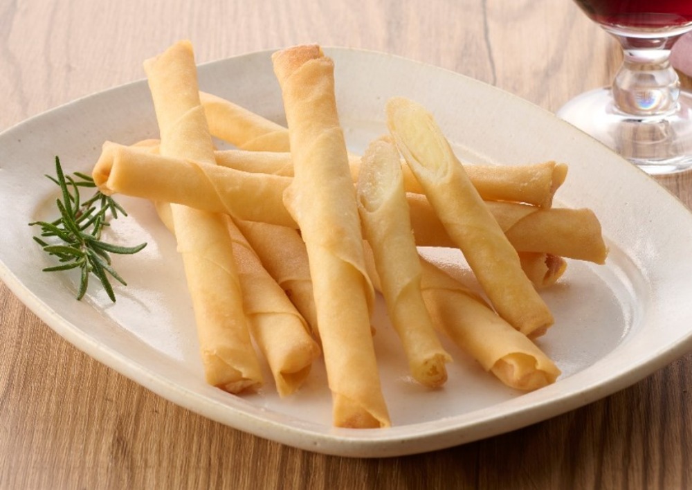 ヤマガタ食品　チーズ入りスティック巻　320ｇ