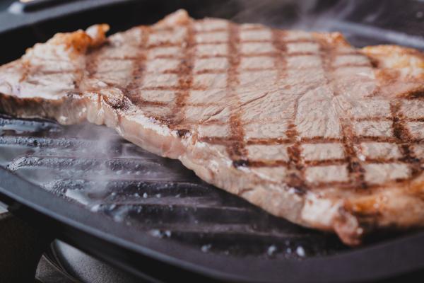 黒毛和牛サーロインステーキ　2枚入り（冷凍）1P05K-56