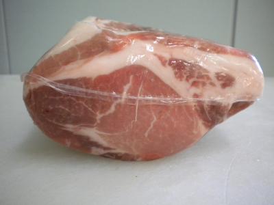 国産　豚カタロースブロック　冷凍品