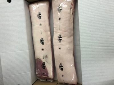 カナダ産　冷凍豚　バックスロイン